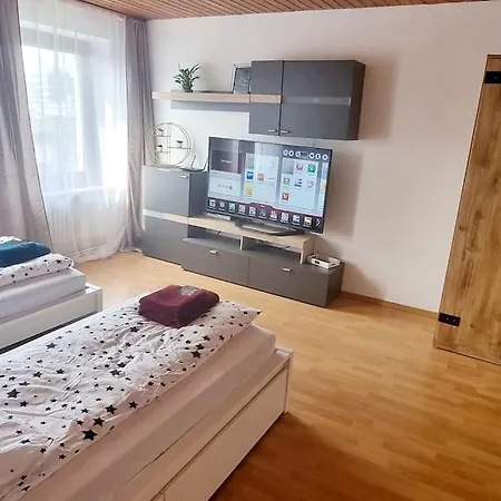 Schoene, Gemuetliche Wohnung, Voll Ausgestattet Apartment
