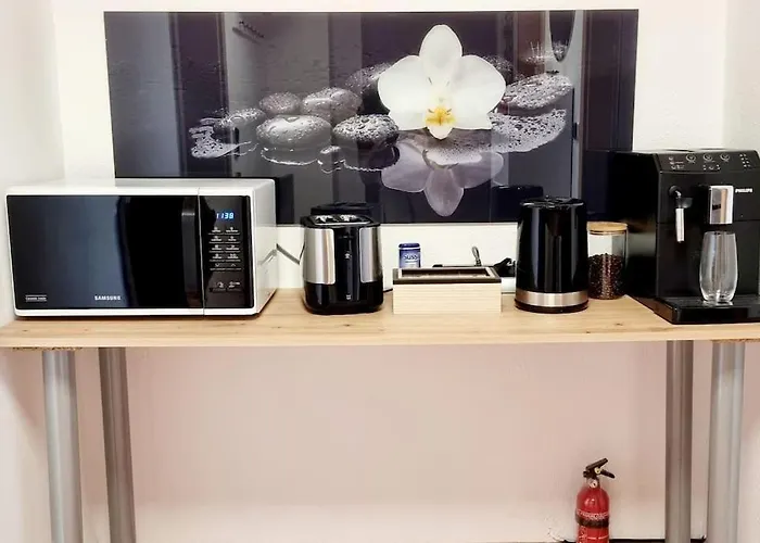 Schoene, Gemuetliche Wohnung, Voll Ausgestattet Lejlighed